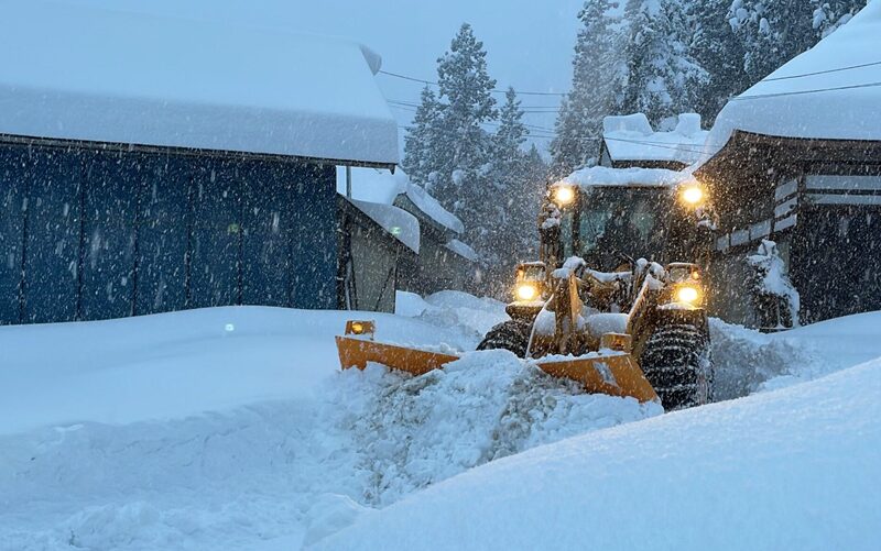 昭和村での除雪作業の様子