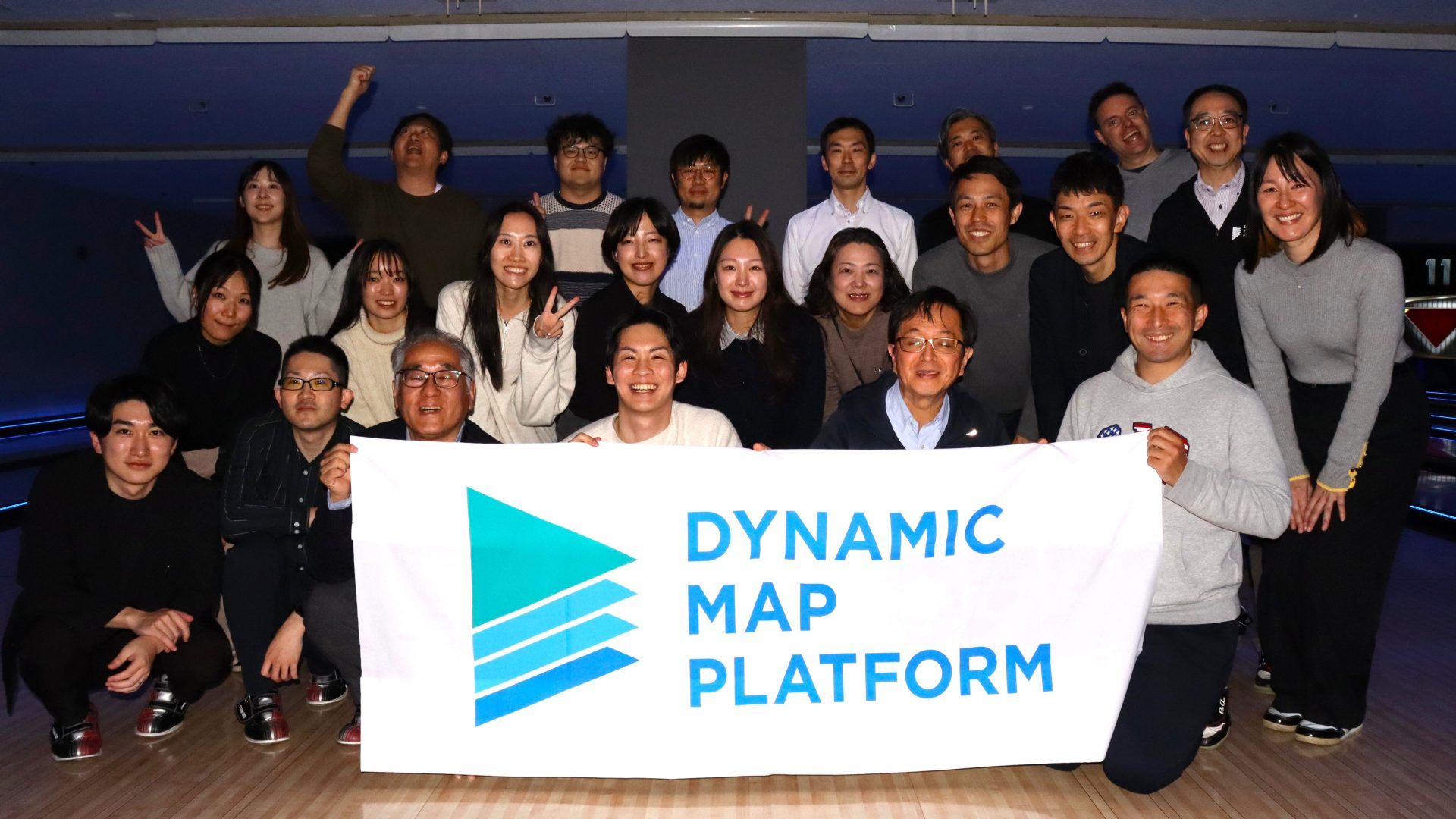 【採用担当コラム】初開催の社内ボウリング大会！「代表」のイスをかけた熱い戦いの行方は？